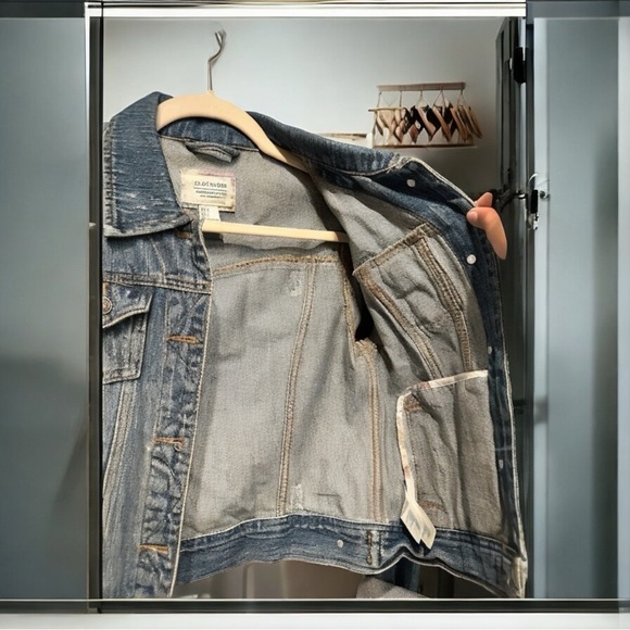 Distressed Jean Jacket - Picture 5 of 6
